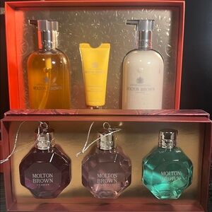 NIB Molton Brown Luxury Bundle: 5pc Flora Luminaire Hand Set & Body Wash Trio